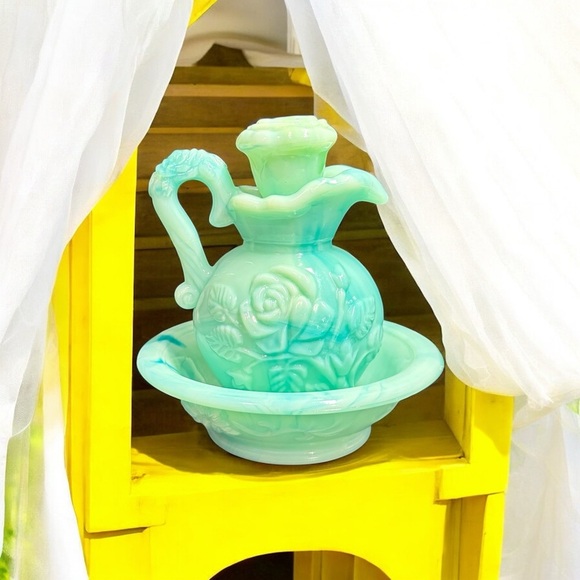 Vintage 70’s Avon Jadeite Slag Glass Cruet Set - Picture 1 of 12